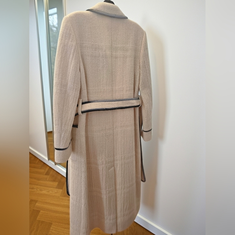 Tory Burch Women's Cream and Blue Velvet Trim Coat - Picture 2 of 8